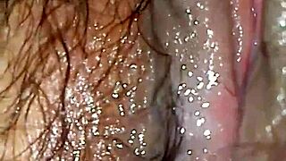 mmm rica mamada to my wet wife she loves it 😍💦