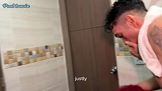 Delivery guy claims reward fucking these hot tattooed latina babes