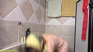whoa granny 78yo dildo fucks saggy tits in bathtub emoji splash 💦🛁