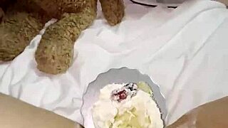 Virgin Step-Sister's Cake Masturbation Longing