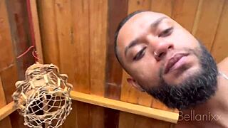 Tourist meets island native beauty on vacation, cums on her ass