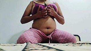 Cheating wife's desi cucumber pussy and ass play exposed