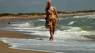 gorgeous 18+ teen agnes bares her curves seductively by the ocean