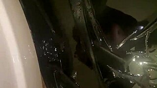 i luv pissing outside its so greatt!!