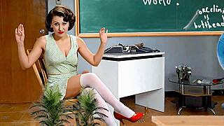 discover torcelini school's intimate geography lesson on continents 2 full video