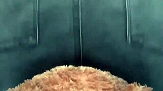 jeans grind hides her secret facesitting thrill on mr bear