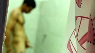 madrastra, ¿por qué compartes secretos en la ducha con tu hijastro?