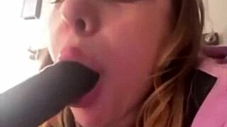 bbw teen masturbates wet pussy in taxi then mall closeup orgasm 😩💦🔥