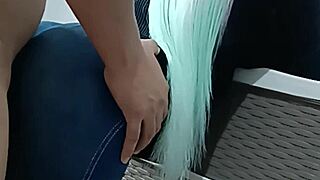 Virgin Stepdaughter Seduces Stepdad's BBC in Butt-Lifting Jeans for Sex