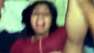 Fuck this screaming Peruvian slut?