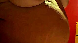 damn this pregnant milf pussy creams up so wet and juicy