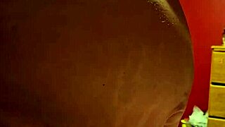 damn this pregnant milf pussy creams up so wet and juicy