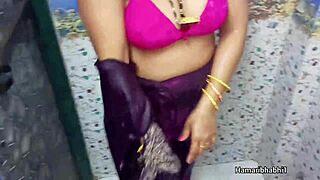 indian desi bhabhi takes a bath