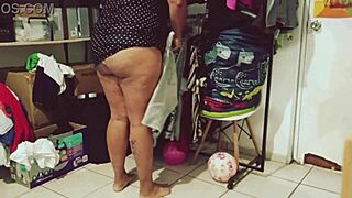 Voyeur Watches Curvy Mexican BBW Gordita Clean Room in Seductive Moves