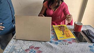 Brutal office fuck for desi indian bhabhi?