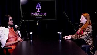 gostosa ruiva natasha fiore pelada mostrando peitos enormes apos entrevista