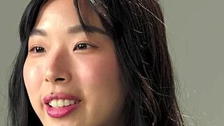 elle lee perfect ass korean teen pornstar fingers pussy masturbates solo petite naked