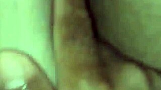 adoro suja no anal o pau do macho e ver a carinha de nojo dele