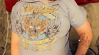 i can't stop watching this pregnant christmas orgasm with insane eye rolling