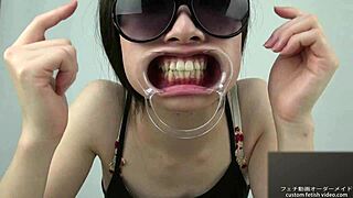 Japanese fetish babe uses food on armpits feet for oily handjob