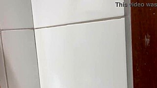 Lunna Geek Fucks Raw in Bathroom After Beach, Creampies Deep Inside Her Tight Pussy