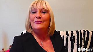 omg alisha rydes' big natural tits and shaved mature pussy solo play 😍... so hot on bed!