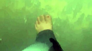 Desperate Woman Soaks Jeans with Hot Piss