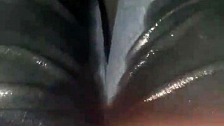 Desperate Woman Soaks Jeans with Hot Piss