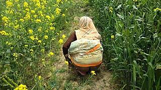 Desi Teen 18+ Fucks Hard Outdoors In Hindi Public Pussy Pounding