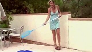 dirty babe's downblouse hides those tempting nipple slips