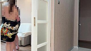 Stepdaughter begs stepdad to pound her like stepmom, raw Russian passion unfolds