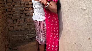 beautiful saree bhabhi roughly fucked deep by horny devar ji creampie