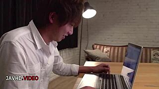 Shiona Suzumori delivers passionate Asian blowjob fun