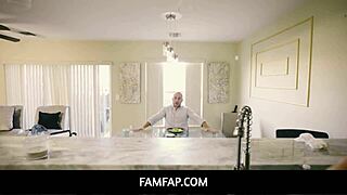 roxanne binky learns sorority secrets with deepthroat and pussy play