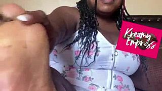 curvy bbw goddess flexes her fat ass feet and toes in fetish tease