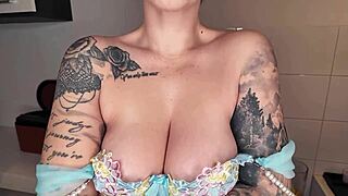 HEY IM SO HORNY IN LATEX FOLLOW FOR FREE REDHEAD FUN!