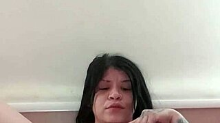 ME TOCANDO MI COÑO WHILE YOU WATCH PAPI! COME PLAY!