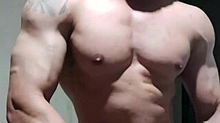 hey strong brazilian muscle daddy, fuck this mature ass hard!