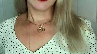 russian nurse sugarnadya spills sex secrets n work life ohh