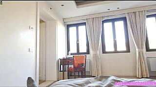 Hotwife blows huge cocks on venice vacation, cum everywhere!
