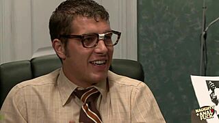 i feel so horny watching this sexy slut take rough anal on office desk