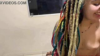 Fiz Massagem Na Minha Prima E Sarrei Nela Ate Ela Ficar Com Tesao Completo