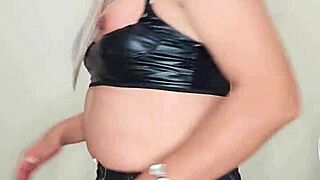 bein trans for a day n jerking my cock wildly