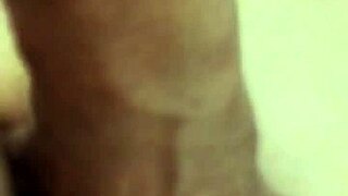 quieres ver doble penetracion anal y vaginal en esta jovencita caliente?