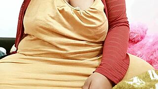 Bangladeshi Bhabhi Teases with Her Tempting Curves