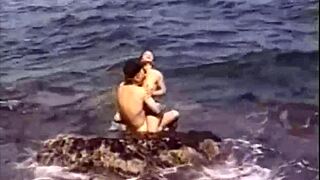 MAX HARDCORE POUNDS COCK-HUNGRY SLUT'S HAIRY ASS OUTDOORS