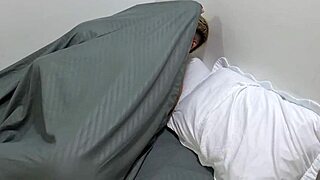 HOT STEPBRO-SIS SHARES HOTEL ROOM FOR CREAMPIE DOGGY RIDE
