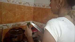 your peruvian putita cooks dances and fucks all in one takcheraaa