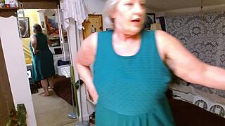 omg dawnskye1962's huge ass shakes 😍 be good boy worship it now!! mar 31 update 🥵