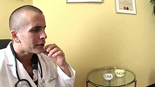 Patient sneaks quickie fuck with moaning milf doctor in hospital